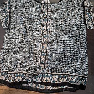 Max Studio Geometric Print Short-Sleeve Blouse in Teal, Black and White